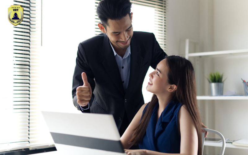 xu hướng ngoại tình trong các mối quan hệ mở 