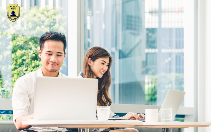 xu hướng ngoại tình trong các mối quan hệ mở