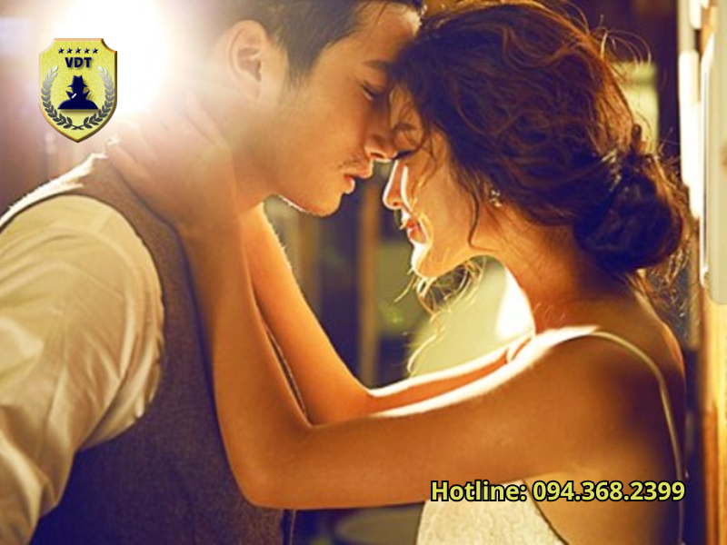 Khi chồng ngoại tình vợ nên làm gì? 