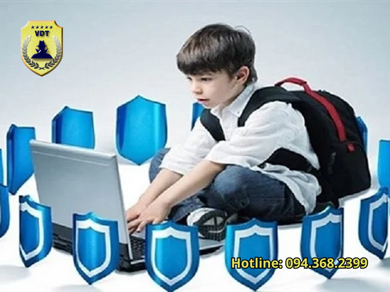 Làm gì để bảo vệ trẻ em trên không gian mạng?