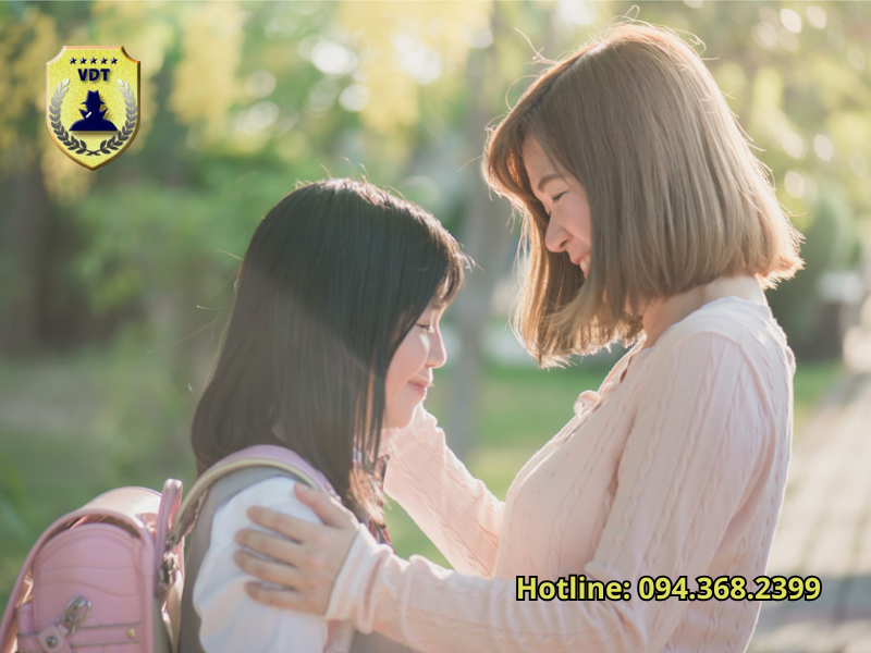 con trẻ có dấu hiệu bất thường phải làm sao
